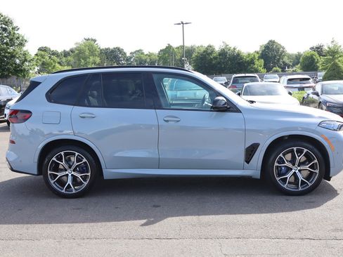 Used 2026 BMW X5 M60i AWD/4WD image 4