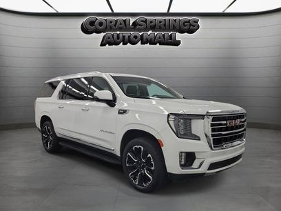 Used 2023 GMC Yukon XL SLT w/ SLT Luxury Package