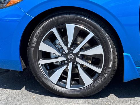 Used 2024 Nissan Sentra SV w/ SV Premium Package FWD image 30