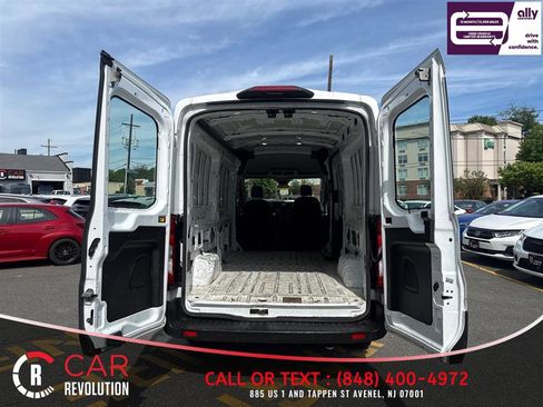 Used 2020 Ford Transit 250 Medium Roof RWD image 6