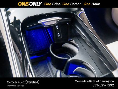 Used 2025 Mercedes-Benz GLC 350e 4MATIC image 23