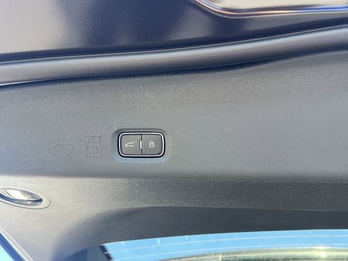 New 2026 Ford Expedition Active image 23