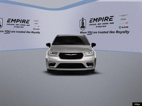 New 2026 Chrysler Pacifica Select image 15