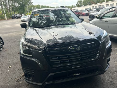 Used 2023 Subaru Forester AWD/4WD image 7