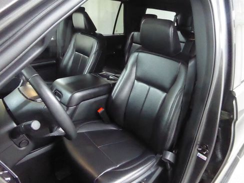 Used 2021 Ford Expedition Max XLT AWD/4WD image 18