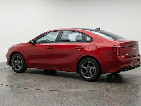 Used 2025 Kia K4 LXS image 6