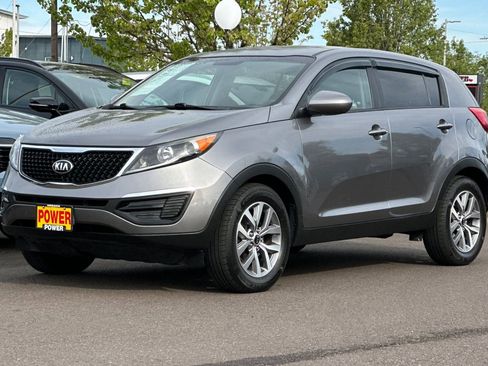 Used 2016 Kia Sportage LX image 8