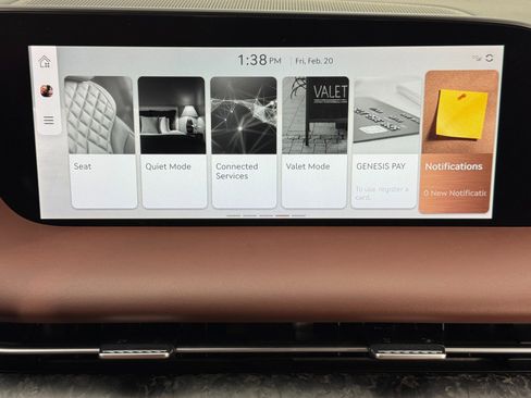 Used 2023 Genesis G90 3.5T AWD/4WD image 29