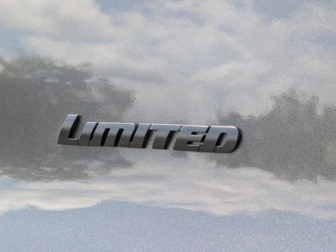 Used 2020 Toyota 4Runner Limited image 9