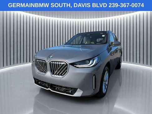 Used 2025 BMW X3 xDrive30i w/ Premium Package AWD/4WD image 9