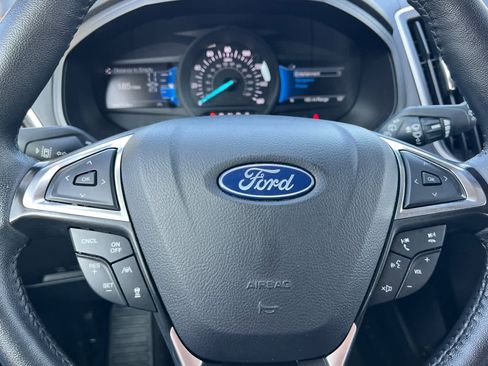 Used 2024 Ford Edge SEL image 27