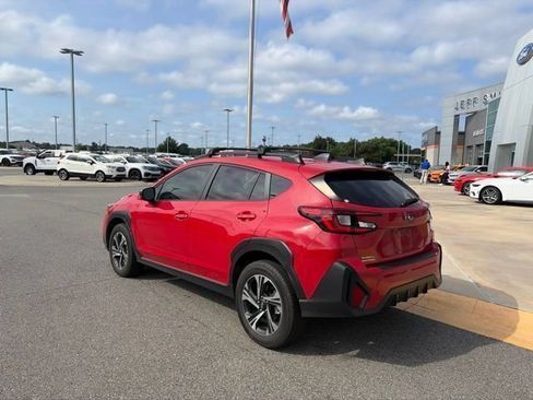 Used 2024 Subaru Crosstrek 2.0i Premium w/ Crosstrek Mirror Package AWD/4WD image 3