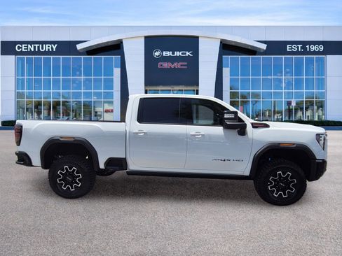 New 2026 GMC Sierra 2500 AT4X AWD/4WD image 3