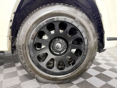 Used 2022 Toyota 4Runner Limited image 27