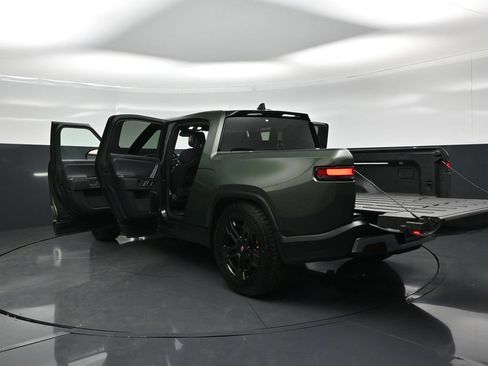 Used 2022 Rivian R1T Adventure AWD/4WD image 34