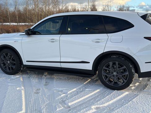 Used 2023 Acura MDX A-Spec image 12