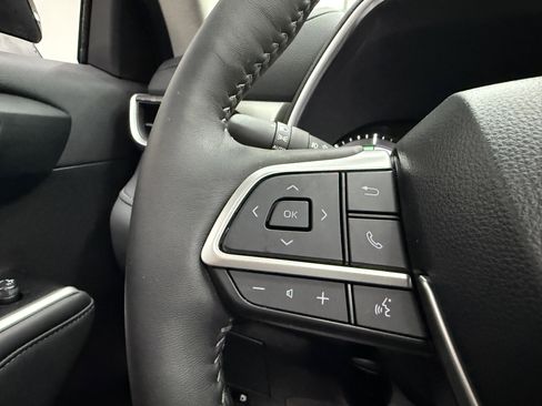 Used 2026 Toyota Highlander XLE image 15