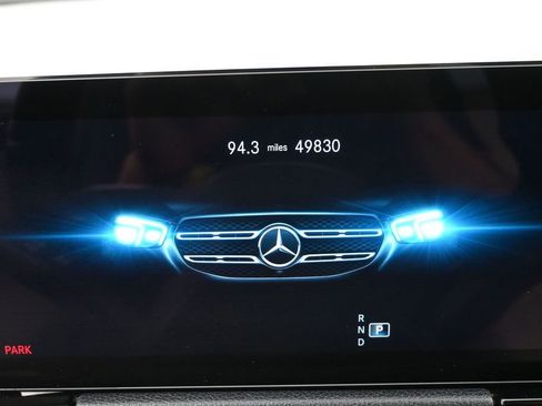 Used 2023 Mercedes-Benz GLA 250 4MATIC image 25