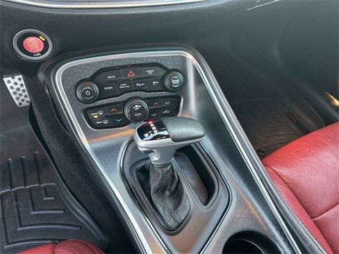 Certified 2018 Dodge Challenger GT w/ Technology Group image 22