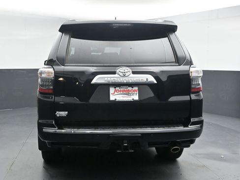 Used 2024 Toyota 4Runner Limited AWD/4WD image 7
