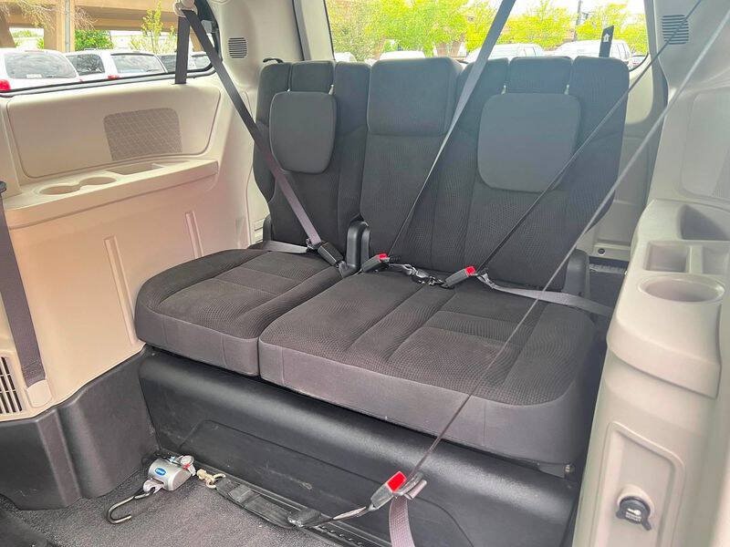 Used 2017 Dodge Grand Caravan SE w/ Power Window Group FWD image 44
