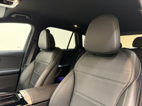 Certified 2025 Mercedes-Benz GLC 300 image 16