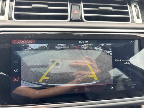 Used 2018 Land Rover Range Rover Supercharged AWD/4WD image 25