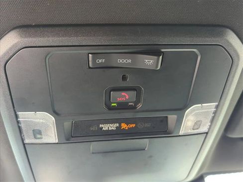 Certified 2025 Toyota Tacoma SR w/ SR Upgrade Package AWD/4WD image 25