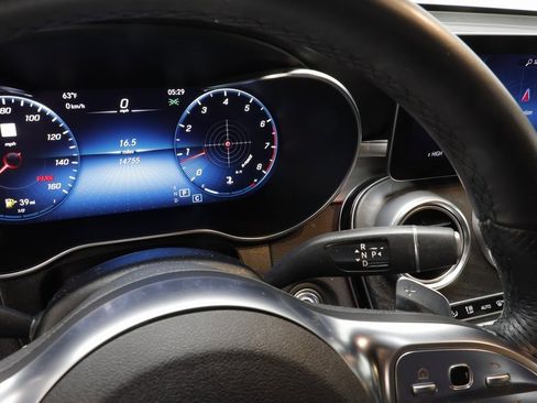 Used 2022 Mercedes-Benz GLC 300 4MATIC image 14