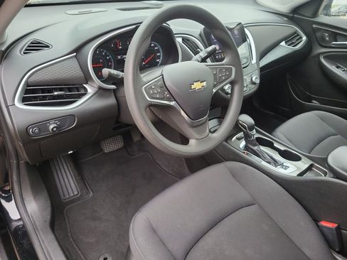 Used 2023 Chevrolet Malibu LS FWD image 10