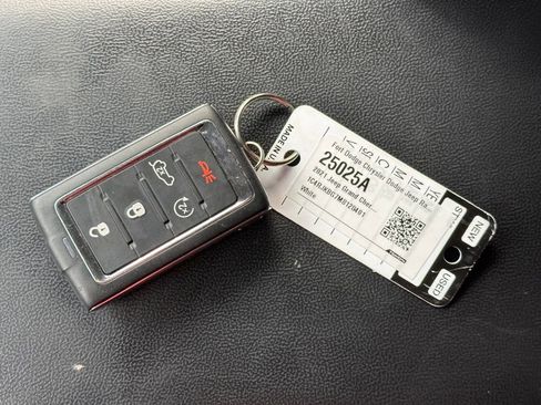 Used 2021 Jeep Grand Cherokee L Limited image 39