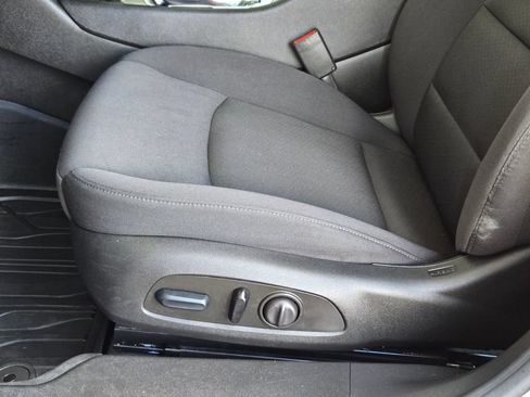 Used 2023 Chevrolet Malibu RS w/ LPO, Floor Liner Package FWD image 13