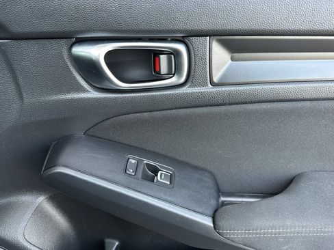 Used 2022 Honda Civic Sport image 17