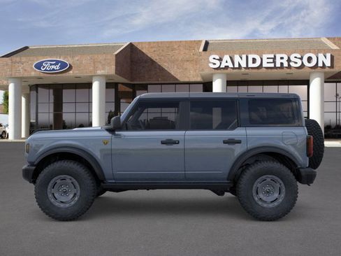 New 2025 Ford Bronco Badlands w/ Sasquatch Package image 3