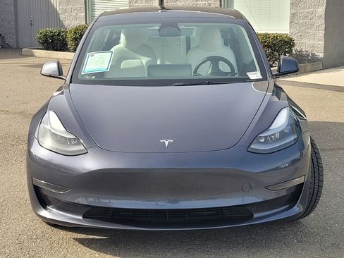 Used 2023 Tesla Model 3 Long Range image 2