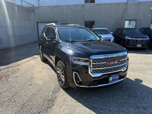 Used 2023 GMC Acadia Denali w/ Black Diamond Edition AWD/4WD image 39