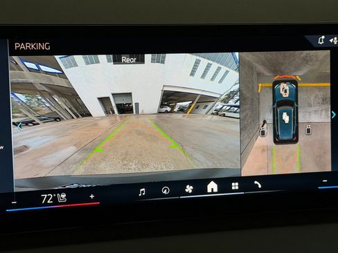 Used 2025 BMW X3 xDrive30i w/ Premium Package image 6