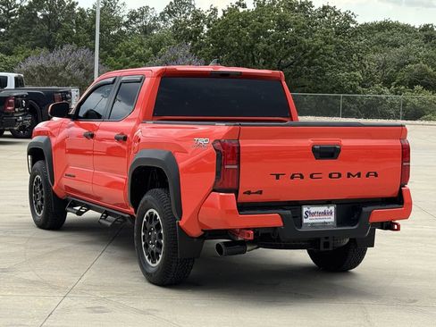 Used 2024 Toyota Tacoma TRD Off-Road AWD/4WD image 4
