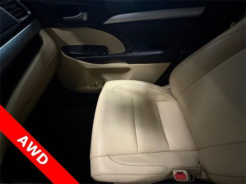 Used 2018 Toyota Highlander XLE w/ Protection Package #3 image 20