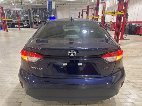 Used 2025 Toyota Corolla LE FWD image 10