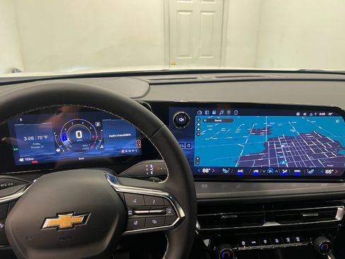 New 2026 Chevrolet Traverse LT image 55