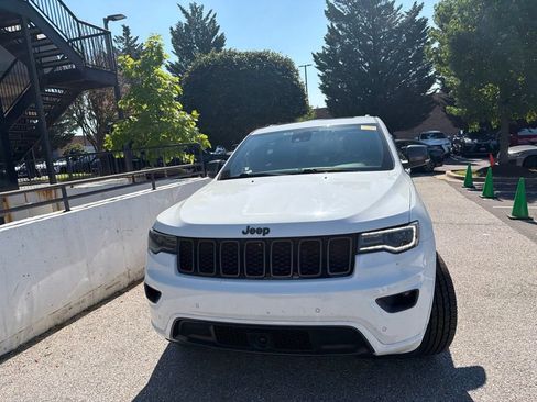 Used 2021 Jeep Grand Cherokee Limited w/ Quick Order Package 28K 80th AWD/4WD image 3