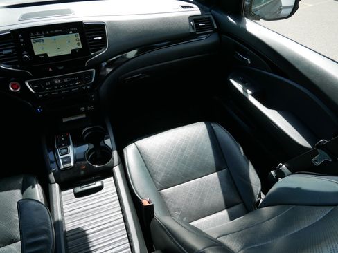 Used 2021 Honda Passport Elite image 11