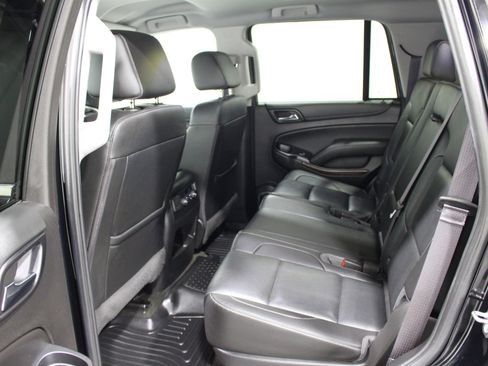 Used 2017 GMC Yukon SLT RWD image 23