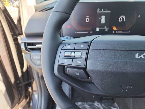 New 2026 Kia Sportage EX w/ EX Panorama Roof Package FWD image 22