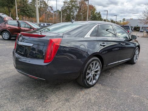 Used 2014 Cadillac XTS image 4