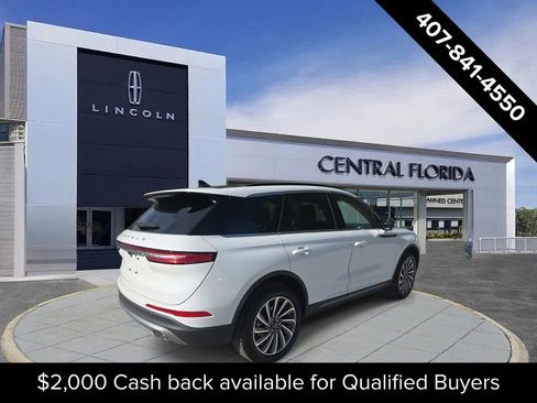 New 2026 Lincoln Corsair Reserve FWD image 3
