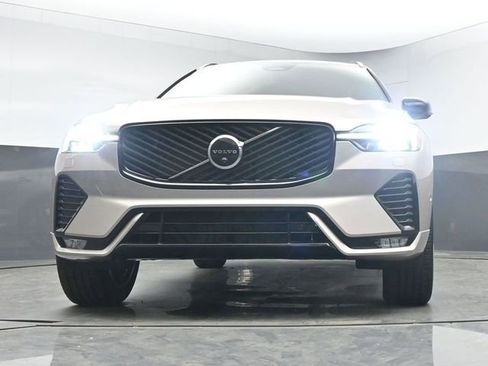 New 2026 Volvo XC60 B5 Plus w/ Protection Package Premier image 39