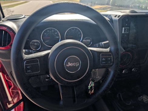 Used 2015 Jeep Wrangler Sport image 17