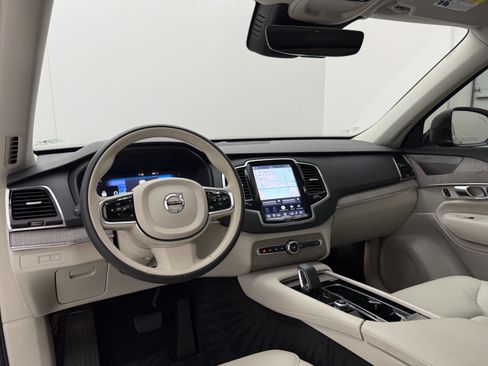 Certified 2024 Volvo XC90 T8 Plus w/ Protection Package Premier AWD/4WD image 22